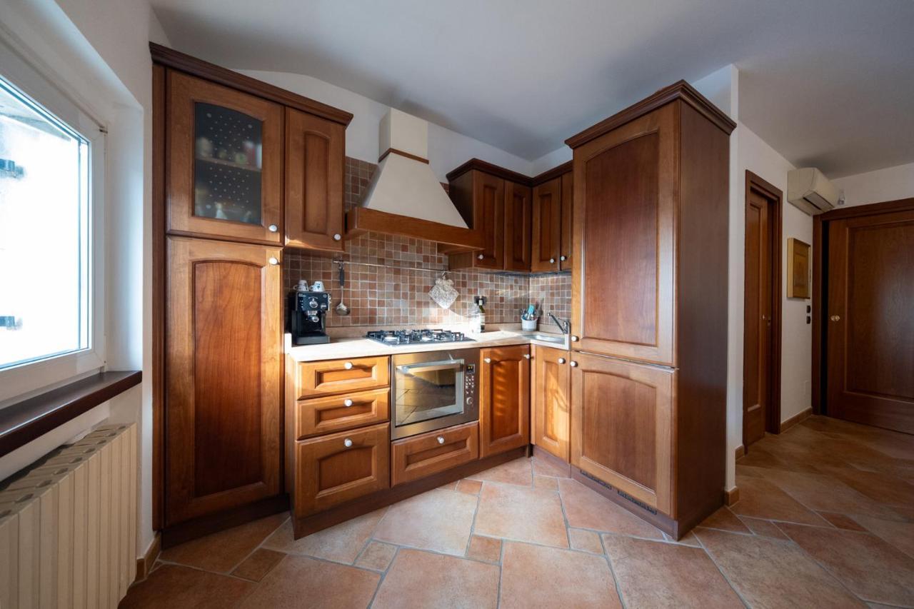 Apartmentsgarda - Baia Del Garda 5 Eksteriør billede