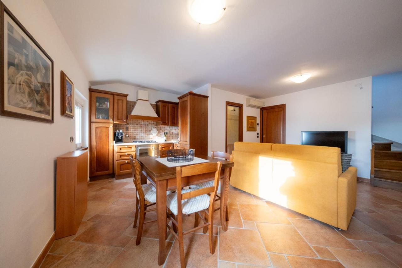 Apartmentsgarda - Baia Del Garda 5 Eksteriør billede