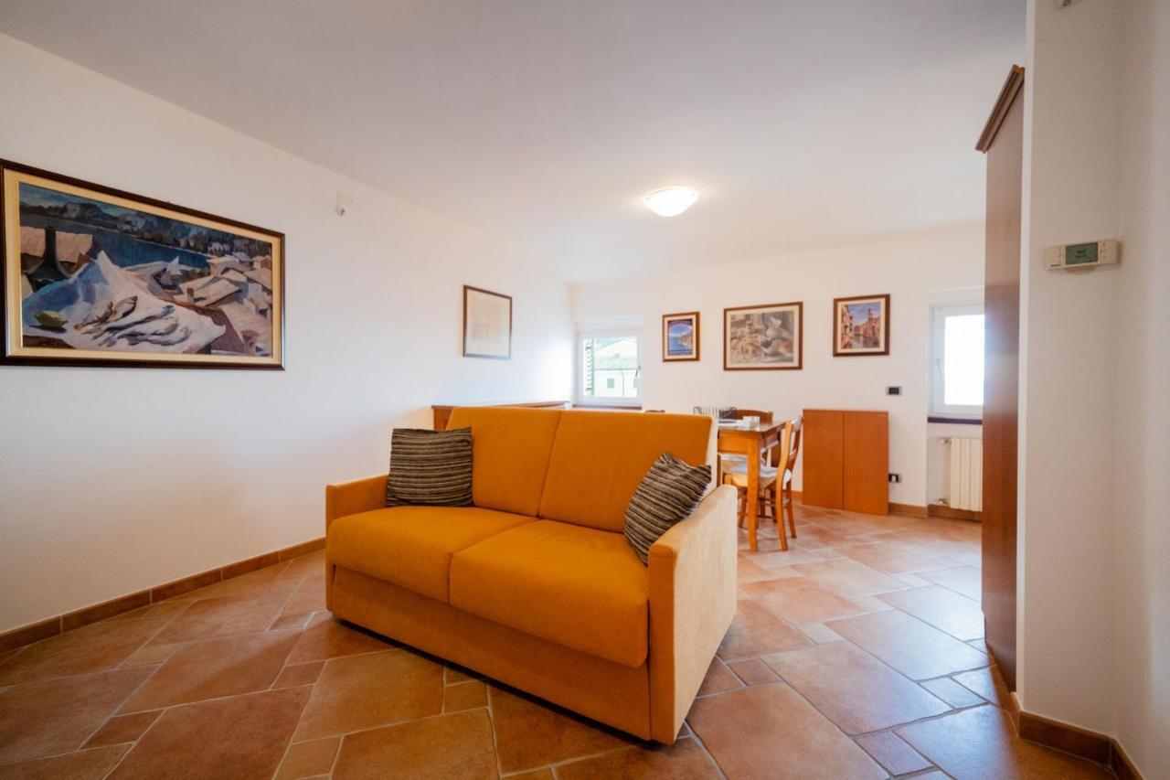 Apartmentsgarda - Baia Del Garda 5 Eksteriør billede