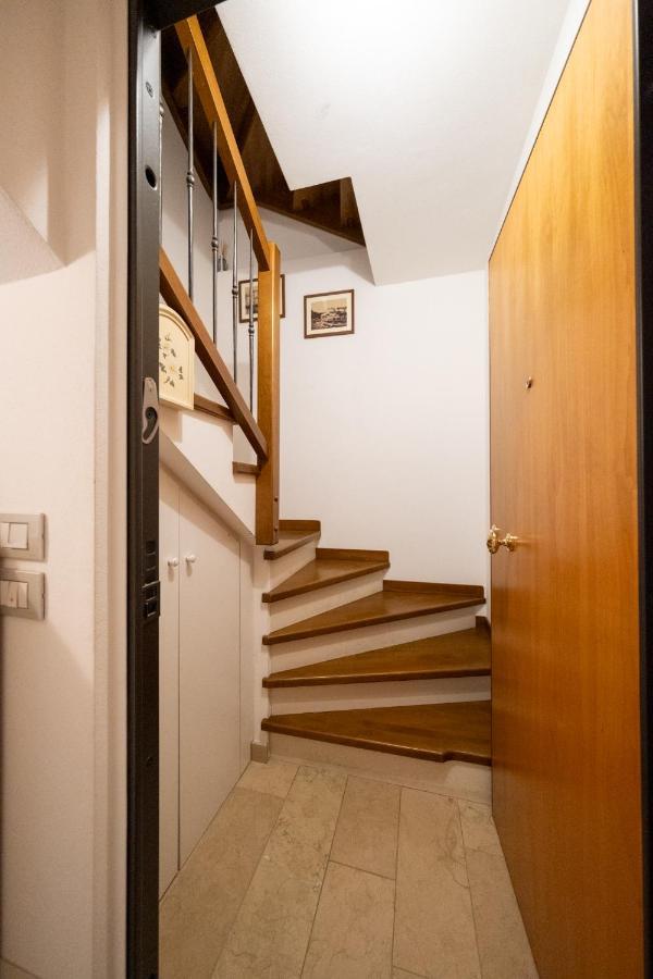 Apartmentsgarda - Baia Del Garda 5 Eksteriør billede